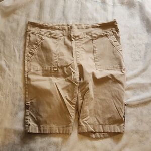 Versatile Tan Bermuda Shorts with Patch Pockets